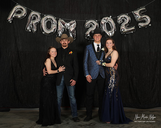 VHS Prom 2025 sm-30