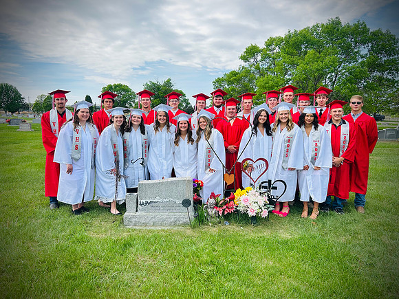 VHS Graduation 25-2