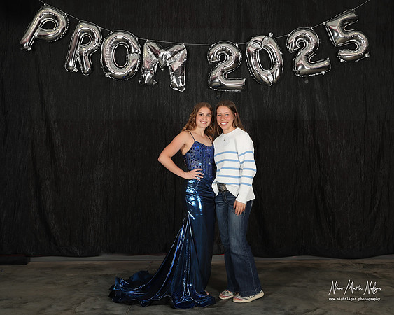 VHS Prom 2025 sm-37