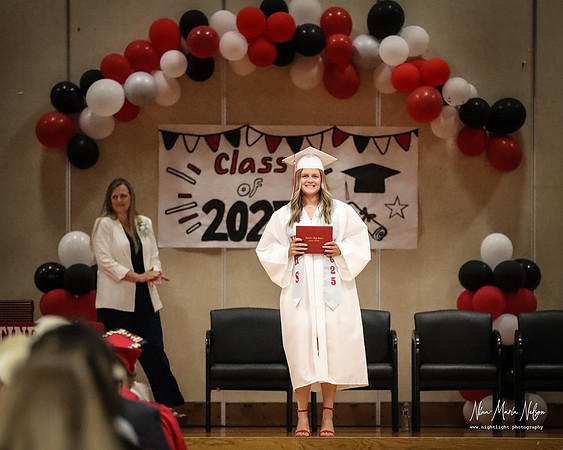 VHS Graduation 25-36