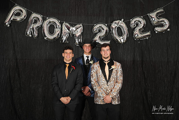 VHS Prom 2025 sm-40