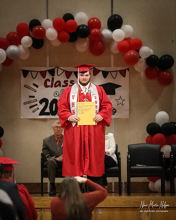 VHS Graduation 25-17