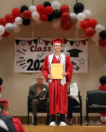 VHS Graduation 25-12